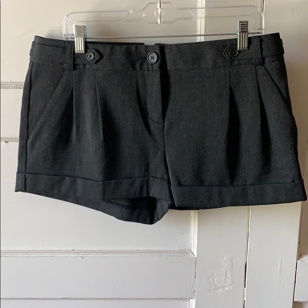 Express Shorts